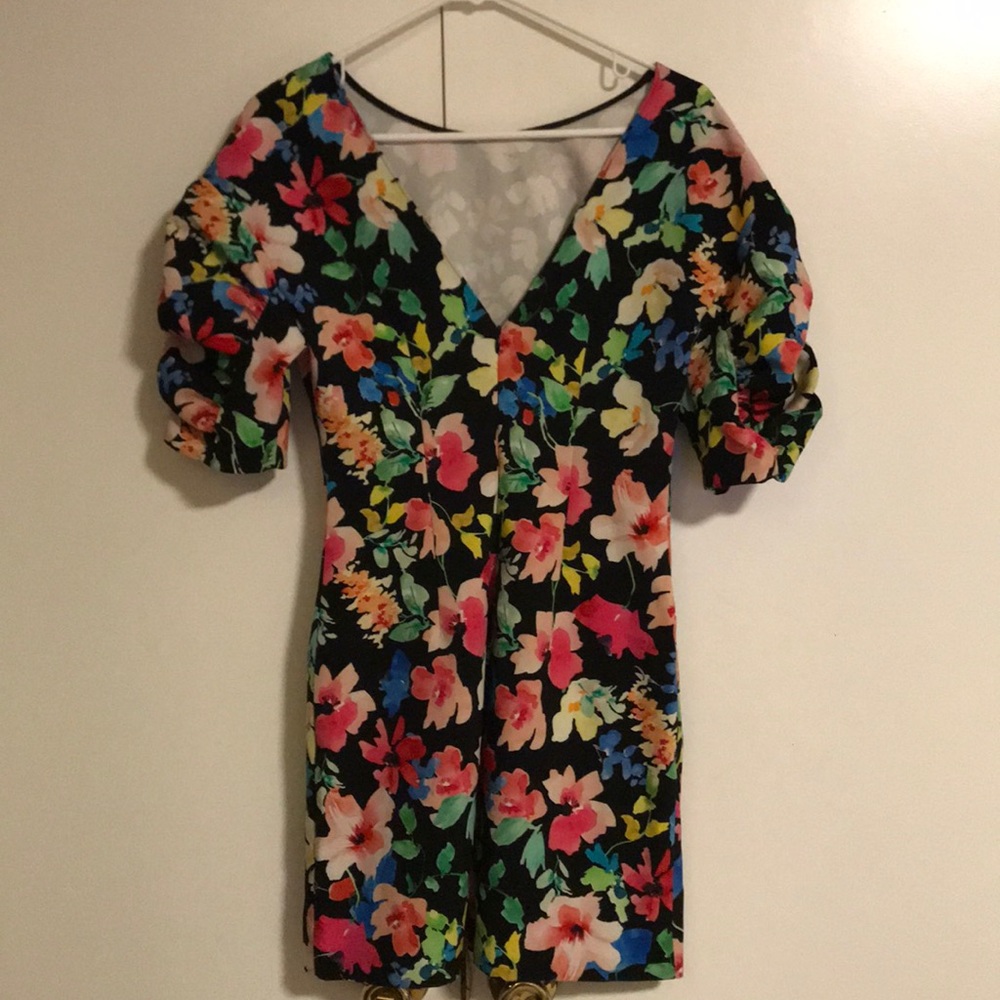 Dress - Picture 2 of 3